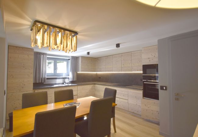 Appartamento a Madonna di Campiglio - Villa Emily Appartamento a Madonna di Campiglio - Villa Emily