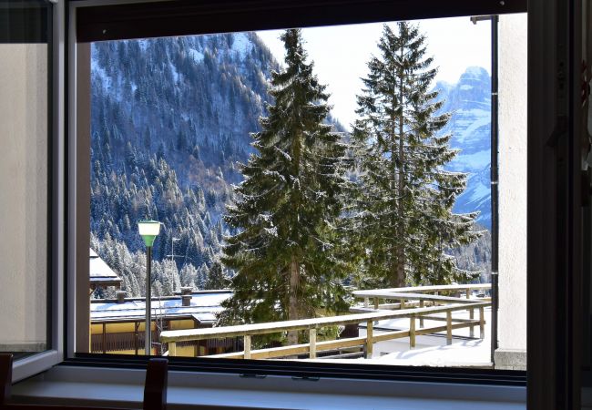 Appartamento a Madonna di Campiglio - MIRA DOLO Appartamento a Madonna di Campiglio - MIRA DOLO
