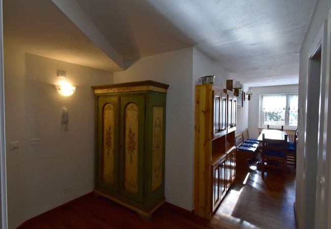 Appartamento a Madonna di Campiglio - MIRA DOLO Appartamento a Madonna di Campiglio - MIRA DOLO