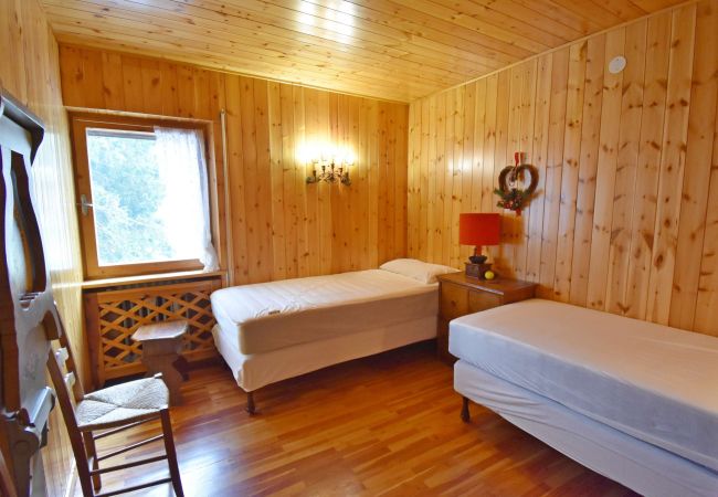 Appartamento a Madonna di Campiglio - PRADALAGO QUADRILOCALE Appartamento a Madonna di Campiglio - PRADALAGO QUADRILOCALE