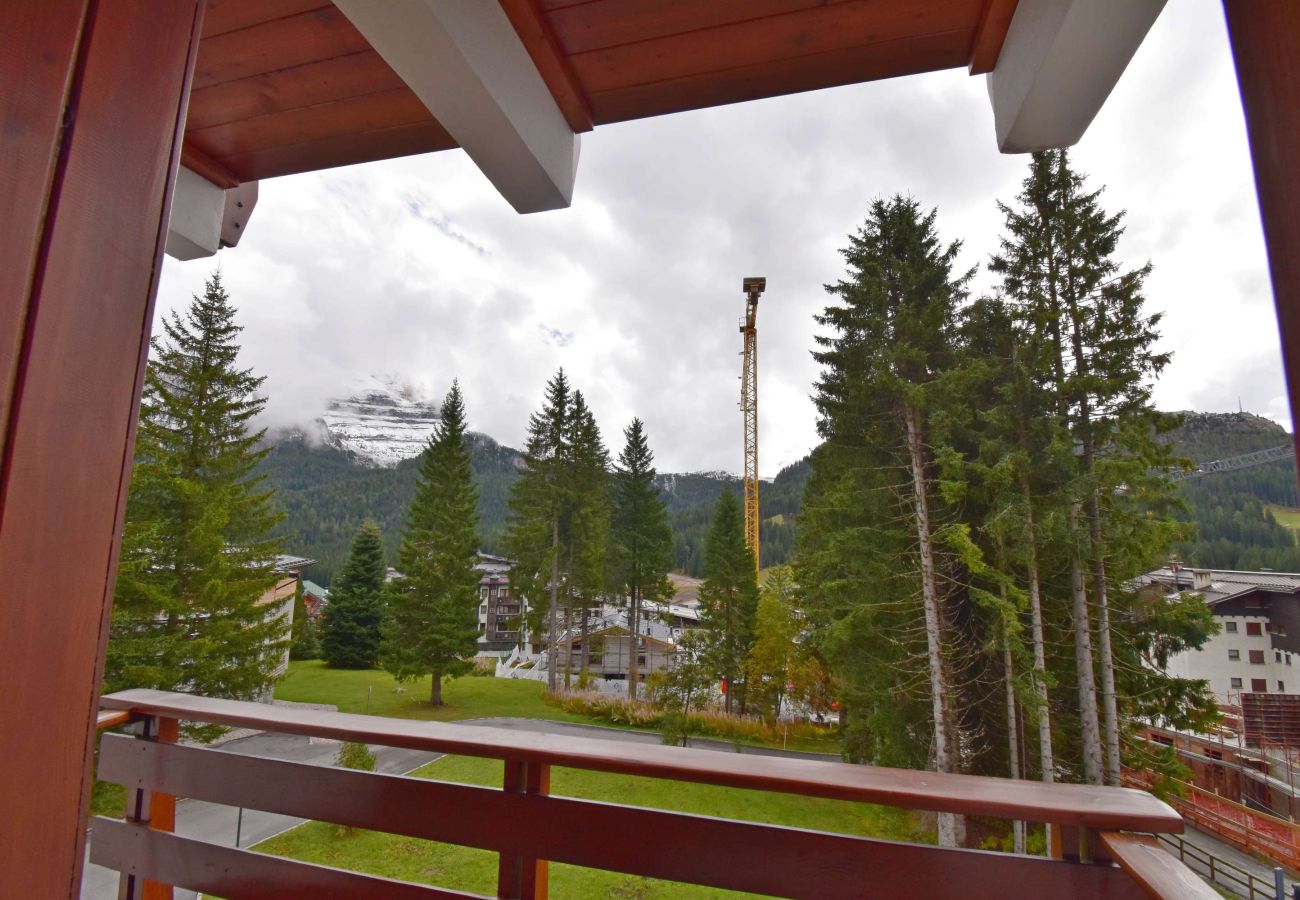 Appartamento a Madonna di Campiglio - PRADALAGO QUADRILOCALE Appartamento a Madonna di Campiglio - PRADALAGO QUADRILOCALE