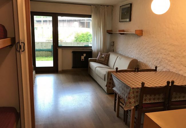 nardis-20-soggiorno-appartamento-affitto-Myhome-dolomiti appartamento-affitto-Madonna-di-Campiglio-Myhome-Dolomiti