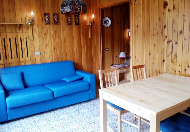 silvana-124-soggiorno-appartamento-affitto-Myhome-dolomiti appartamento-affitto-Madonna-di-Campiglio-Myhome-Dolomiti
