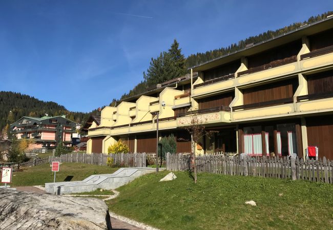 Appartamento a Madonna di Campiglio - SILVANA 124 APARTMENT Appartamento a Madonna di Campiglio - SILVANA 124 APARTMENT