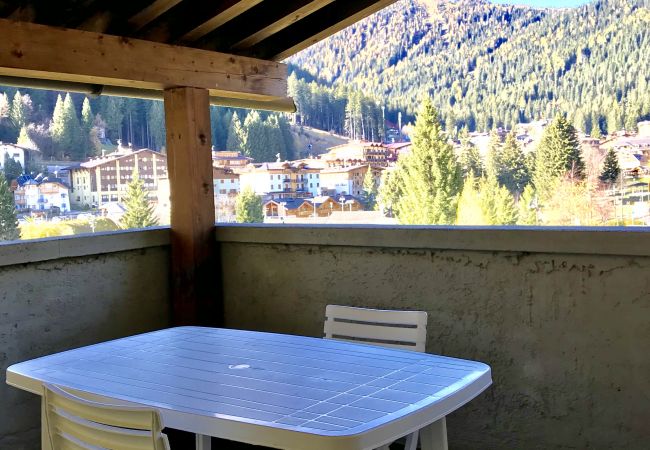 Appartamento a Madonna di Campiglio - SILVANA 124 APARTMENT Appartamento a Madonna di Campiglio - SILVANA 124 APARTMENT