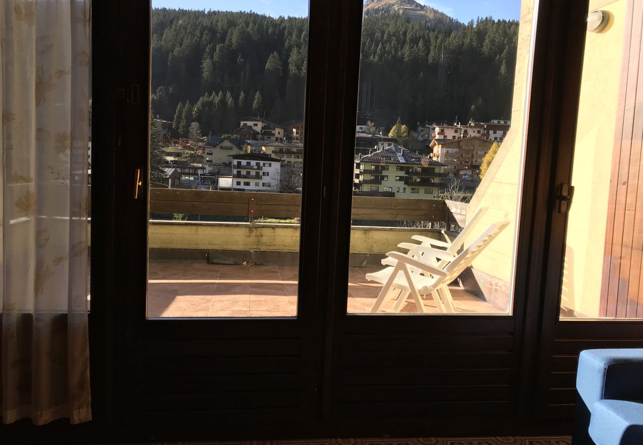 Appartamento a Madonna di Campiglio - SILVANA 124 APARTMENT Appartamento a Madonna di Campiglio - SILVANA 124 APARTMENT