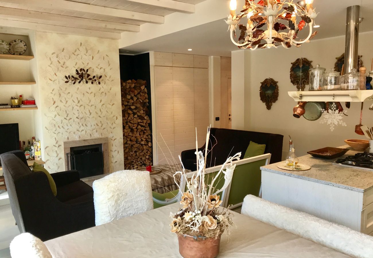 3-tre-apartment-soggiorno-appartamento-myhome-dolomiti appartamento-affitto-Madonna-di-Campiglio-Myhome-Dolomiti