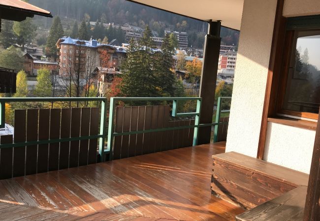 nardis-135-balcone-appartamento-affitto-Myhome-dolomiti appartamento-affitto-Madonna-di-Campiglio-Myhome-Dolomiti