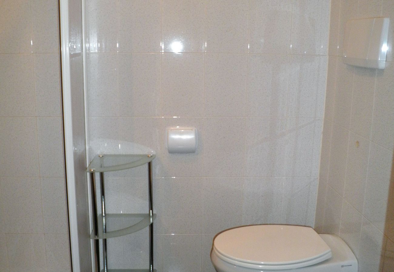 edith-06-bagno-appartamento-affitto-Myhome-dolomiti appartamento-affitto-Madonna-di-Campiglio-Myhome-Dolomiti