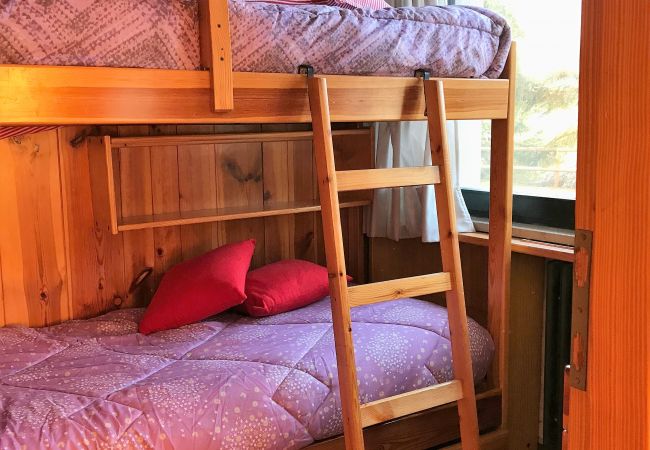 fevri-studio-stanza-letto-appartamento-affitto-Myhome-dolomiti appartamento-affitto-Madonna-di-Campiglio-Myhome-Dolomiti