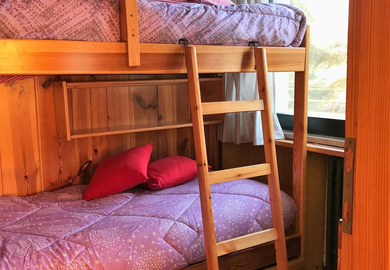 fevri-studio-stanza-letto-appartamento-affitto-Myhome-dolomiti appartamento-affitto-Madonna-di-Campiglio-Myhome-Dolomiti