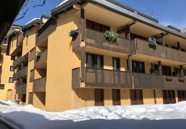 Appartamento a Madonna di Campiglio - DES ALPES 24 APARTMENT Appartamento a Madonna di Campiglio - DES ALPES 24 APARTMENT