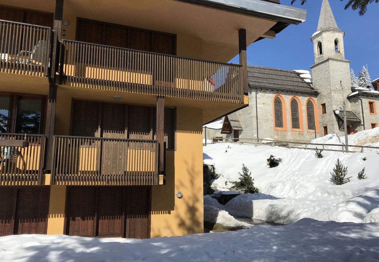 Appartamento a Madonna di Campiglio - DES ALPES 24 APARTMENT Appartamento a Madonna di Campiglio - DES ALPES 24 APARTMENT