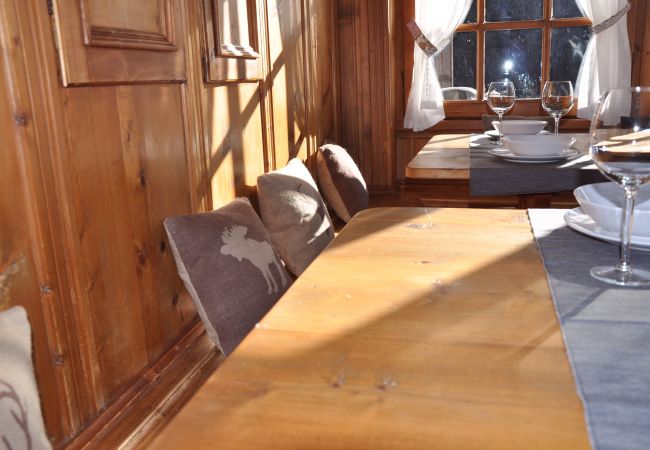 Casa rurale a Madonna di Campiglio - CHALET CAMPIGLIO DOSS Casa rurale a Madonna di Campiglio - CHALET CAMPIGLIO DOSS