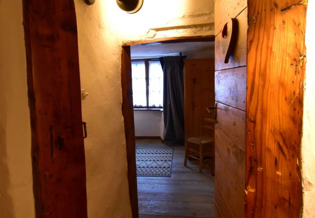 Casa rurale a Madonna di Campiglio - CHALET CAMPIGLIO DOSS Casa rurale a Madonna di Campiglio - CHALET CAMPIGLIO DOSS