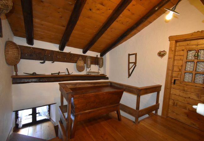 Casa rurale a Madonna di Campiglio - CHALET CAMPIGLIO DOSS Casa rurale a Madonna di Campiglio - CHALET CAMPIGLIO DOSS
