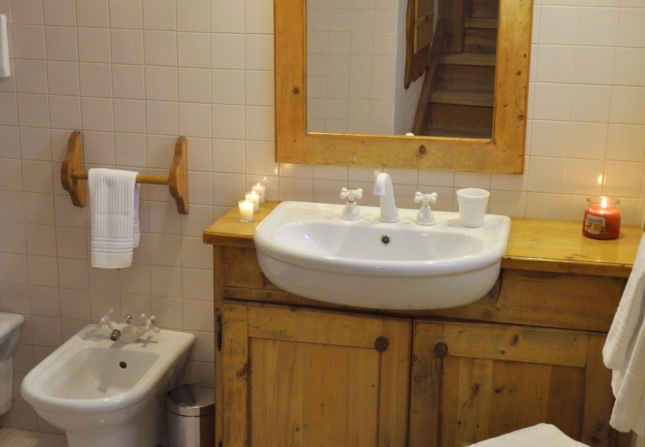 Casa rurale a Madonna di Campiglio - CHALET CAMPIGLIO DOSS Casa rurale a Madonna di Campiglio - CHALET CAMPIGLIO DOSS