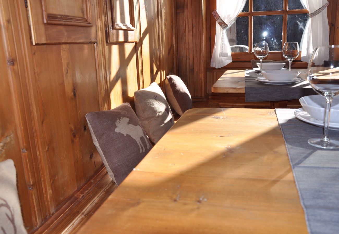 Casa rurale a Madonna di Campiglio - CHALET CAMPIGLIO DOSS Casa rurale a Madonna di Campiglio - CHALET CAMPIGLIO DOSS