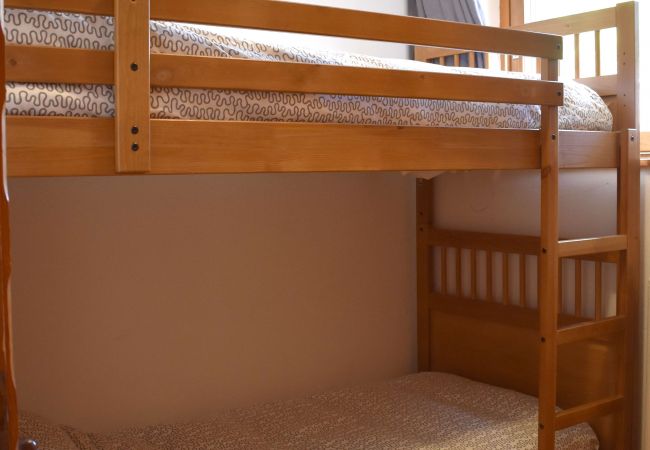 ville-dolomiti-stanza-letto-appartamento-affitto-Myhome-dolomiti appartamento-affitto-Madonna-di-Campiglio-Myhome-Dolomiti