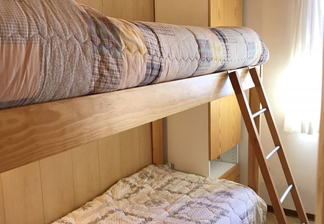 Done-camera-letto-a-castello-appartamento-affitto-Myhome-dolomiti appartamento-affitto-Madonna-di-Campiglio-Myhome-Dolomiti