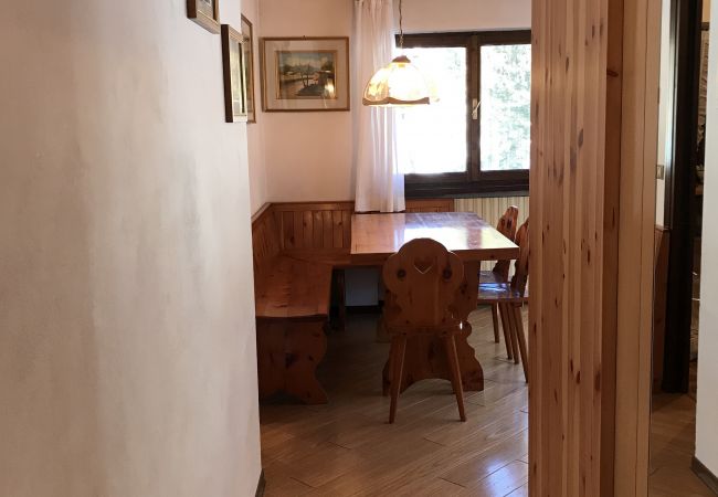 Done-soggiorno-appartamento-affitto-Myhome-dolomiti appartamento-affitto-Madonna-di-Campiglio-Myhome-Dolomiti