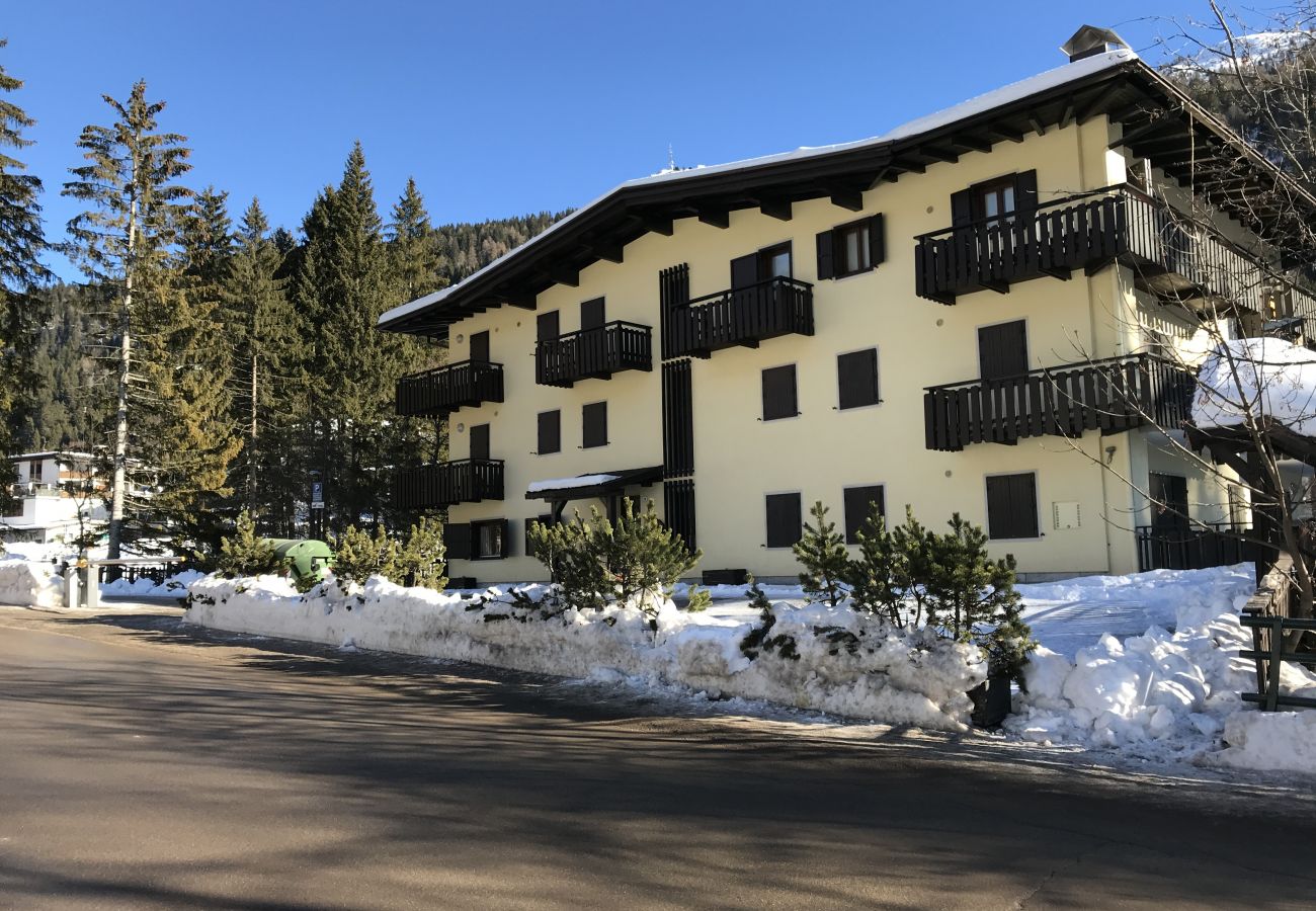 Appartamento a Madonna di Campiglio - Done Appartamento Appartamento a Madonna di Campiglio - Done Appartamento