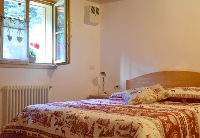 chalet-brenta-dolomites-matrimoniale-appartamento-myhome-dolomiti appartamento-affitto-Madonna-di-Campiglio-Myhome-Dolomiti