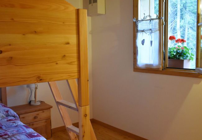 chalet-brenta-dolomites-letto-a-castello-appartamento-myhome-dolomiti appartamento-affitto-Madonna-di-Campiglio-Myhome-Dolomiti