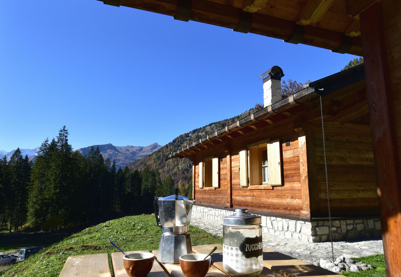 Villetta a Madonna di Campiglio - CHALET BRENTA DOLOMITES Villetta a Madonna di Campiglio - CHALET BRENTA DOLOMITES