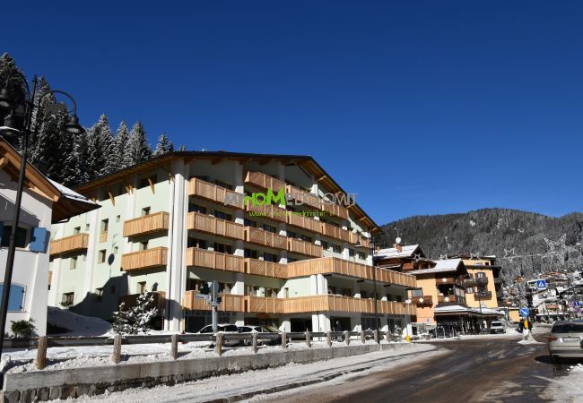 Studio a Madonna di Campiglio - EMERALD 37 STUDIO MhD Studio a Madonna di Campiglio - EMERALD 37 STUDIO MhD