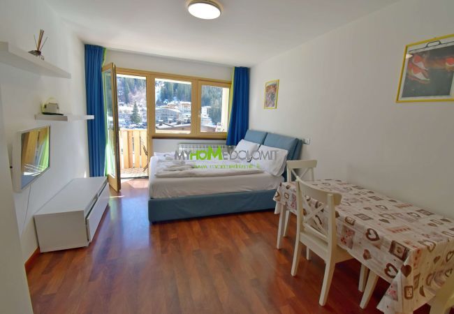 Studio a Madonna di Campiglio - EMERALD 37 STUDIO MhD Studio a Madonna di Campiglio - EMERALD 37 STUDIO MhD