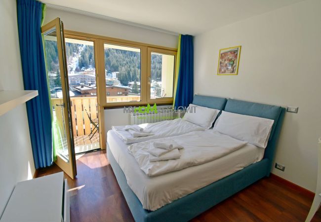 Studio a Madonna di Campiglio - EMERALD 37 STUDIO MhD Studio a Madonna di Campiglio - EMERALD 37 STUDIO MhD