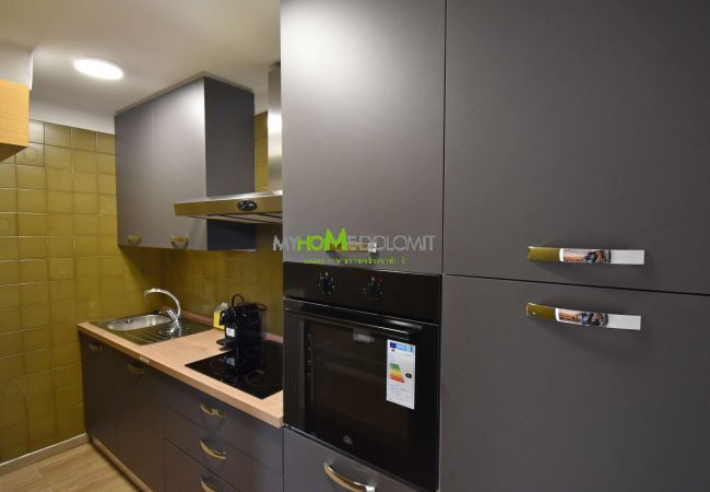 Appartamento a Madonna di Campiglio - 2 ABETI MANSARDA Apartment MhD Appartamento a Madonna di Campiglio - 2 ABETI MANSARDA Apartment MhD