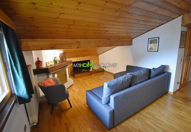 Appartamento a Madonna di Campiglio - 2 ABETI MANSARDA Apartment MhD Appartamento a Madonna di Campiglio - 2 ABETI MANSARDA Apartment MhD