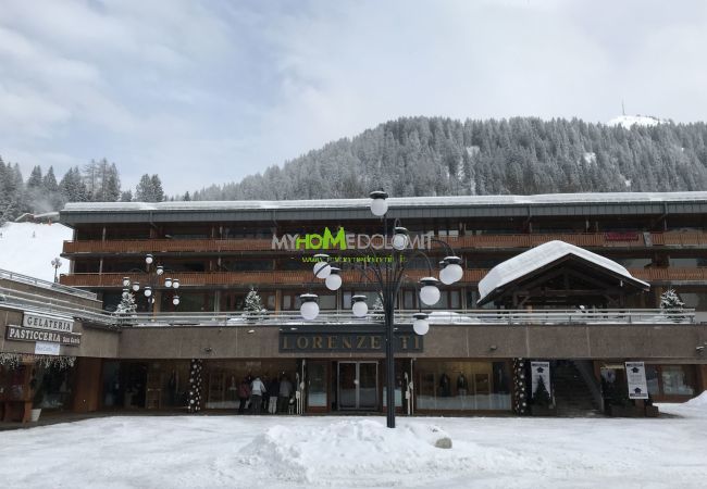 rainalter-04-esterno-appartamento-affitto-Myhome-dolomiti appartamento-affitto-Madonna-di-Campiglio-Myhome-Dolomiti