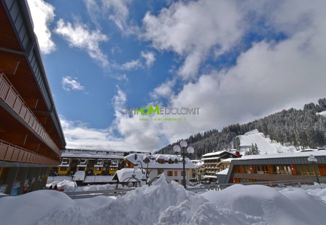 Appartamento a Madonna di Campiglio - RAINALTER CENTRALE 06 Apartment MhD Appartamento a Madonna di Campiglio - RAINALTER CENTRALE 06 Apartment MhD