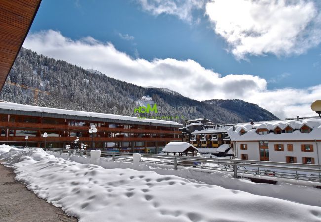 Appartamento a Madonna di Campiglio - RAINALTER CENTRALE 06 Apartment MhD Appartamento a Madonna di Campiglio - RAINALTER CENTRALE 06 Apartment MhD