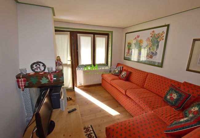 Appartamento a Madonna di Campiglio - Villa al Campo Appartamento a Madonna di Campiglio - Villa al Campo