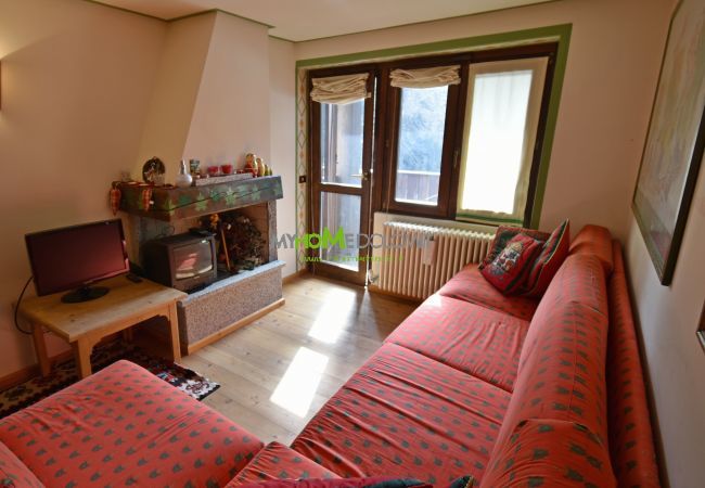 Appartamento a Madonna di Campiglio - Villa al Campo Appartamento a Madonna di Campiglio - Villa al Campo