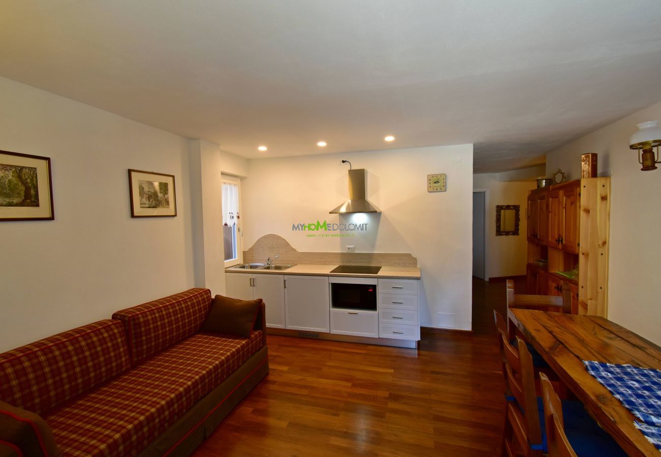 Appartamento a Madonna di Campiglio - MIRA DOLO Apartment MhD Appartamento a Madonna di Campiglio - MIRA DOLO Apartment MhD