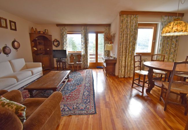 Ferienwohnung in Madonna di Campiglio - PRADALAGO QUADRILOCALE Ferienwohnung in Madonna di Campiglio - PRADALAGO QUADRILOCALE