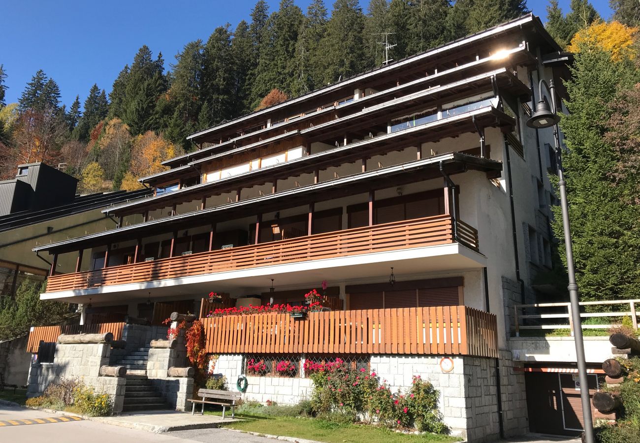 Ferienwohnung in Madonna di Campiglio - 5 LAGHI APARTMENT Ferienwohnung in Madonna di Campiglio - 5 LAGHI APARTMENT