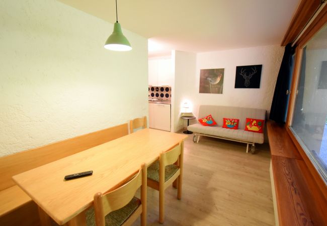 Ferienwohnung in Madonna di Campiglio - RAINALTER CENTRALE 06 Ferienwohnung in Madonna di Campiglio - RAINALTER CENTRALE 06