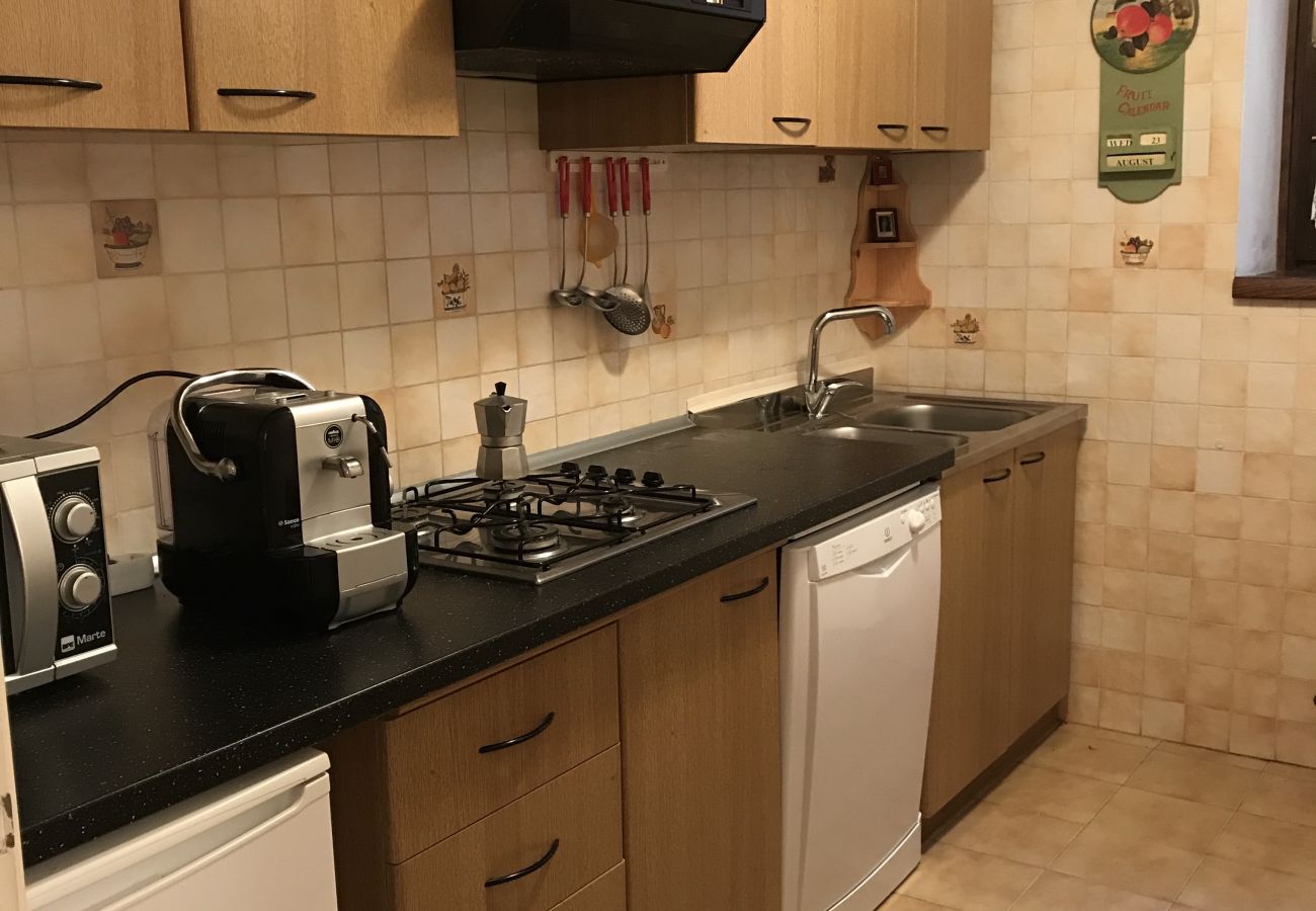 nambino-kochen-Ferienwohnung-mieten-Myhome-dolomiti Ferienwohnung-mieten-Madonna-di-Campiglio-Myhome-Dolomiti