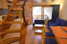 Ferienwohnung in Madonna di Campiglio - Ville Golf & Ski Trilocale 022143-AT-819873