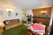 Ferienwohnung in Madonna di Campiglio - PRESANELLA TRILOCALE