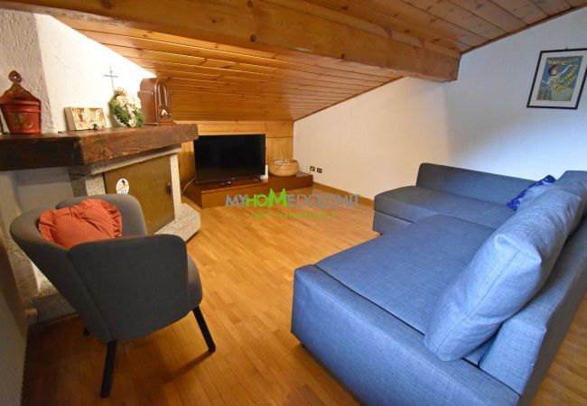 Ferienwohnung in Madonna di Campiglio - 2 ABETI MANSARDA Apartment MhD Ferienwohnung in Madonna di Campiglio - 2 ABETI MANSARDA Apartment MhD
