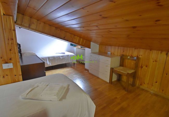 Ferienwohnung in Madonna di Campiglio - 2 ABETI MANSARDA Apartment MhD Ferienwohnung in Madonna di Campiglio - 2 ABETI MANSARDA Apartment MhD