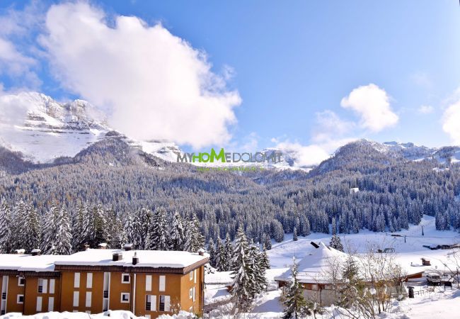 Studio in Madonna di Campiglio - Carlo Magno Studio apartment Studio in Madonna di Campiglio - Carlo Magno Studio apartment