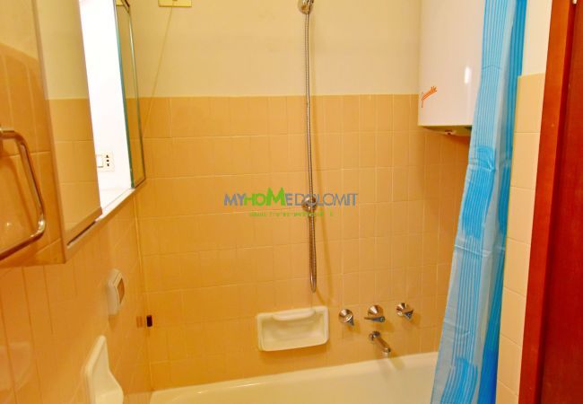 Studio in Madonna di Campiglio - Carlo Magno Studio apartment Studio in Madonna di Campiglio - Carlo Magno Studio apartment